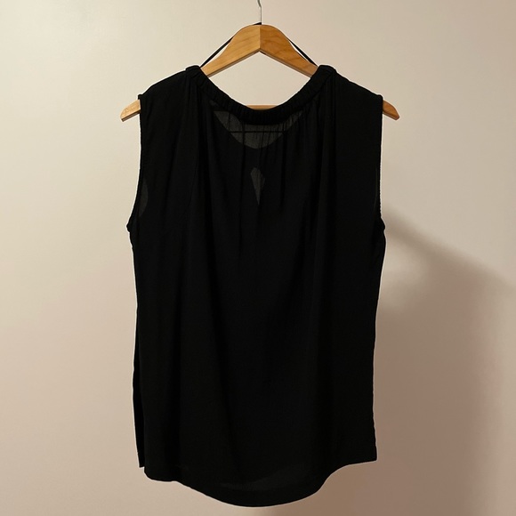 ZARA Black Velvet Top with Bow - Picture 3 of 3